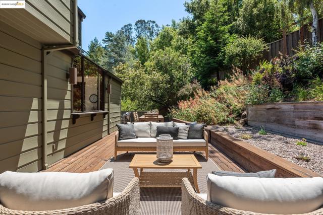 737 Woodhaven Rd, Berkeley CA: https://media.crmls.org/mediaz/ae50af29-f54d-440e-a233-88bb7af0aaba.jpg