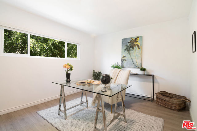 10725 Ohio Avenue, Los Angeles CA: https://media.crmls.org/mediaz/ae5163c5-b068-4b9b-bee4-c1971d7fcd33.jpg
