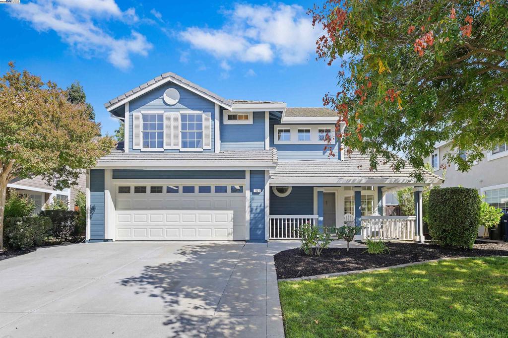 1121 Riviera Ct