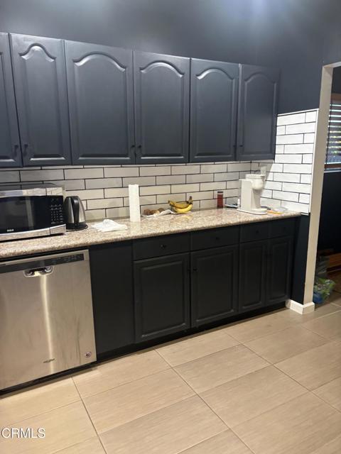 Detail Gallery Image 5 of 6 For 4517 Amber Pl, Los Angeles,  CA 90032 - 3 Beds | 2 Baths