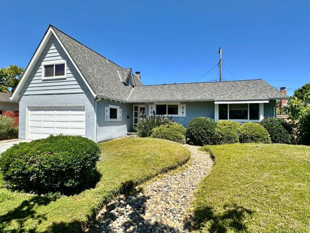 811 Peekskill Drive, Sunnyvale CA: https://media.crmls.org/mediaz/ae53a78b-d500-4b15-ab8c-6c79923a1359.jpg