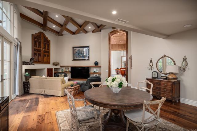 14479 Emerald Lane, Rancho Santa Fe CA: https://media.crmls.org/mediaz/ae53c602-0cdb-4db7-8a26-666d8ebd9c63.jpg