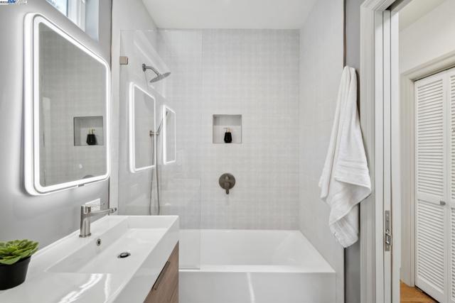 198 BRET HARTE ROAD, Berkeley CA: https://media.crmls.org/mediaz/ae55bb41-aee3-42a1-baf0-8f4391d1c0c6.jpg