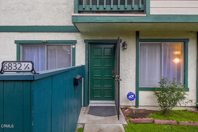 6832 1/2 Saint Estaban Street, Los Angeles CA: https://media.crmls.org/mediaz/ae5650ba-a951-4aa2-833d-c5b4e3cb7edb.jpg