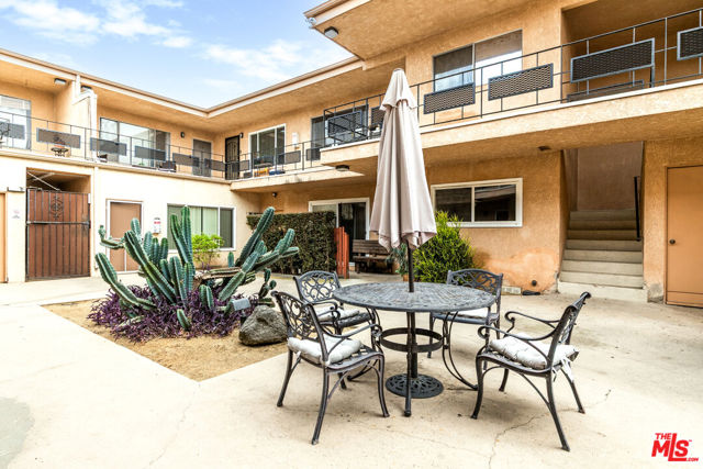 2 Bed Home for Sale in Valley Village, California
