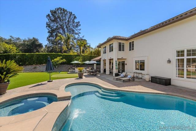 2520 Filmott, Escondido CA: https://media.crmls.org/mediaz/ae5805d9-5625-4457-bd15-fa2ce84baf80.jpg