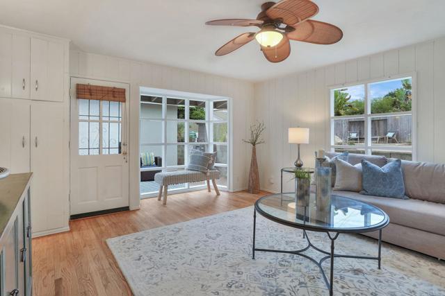 Detail Gallery Image 14 of 61 For 5091 El Arbol, Carlsbad,  CA 92008 - 4 Beds | 3 Baths