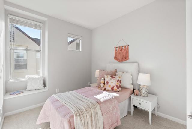 150 Holly Court, Mountain View CA: https://media.crmls.org/mediaz/ae58cdf9-365a-4ffc-95ff-6920d7f20e76.jpg