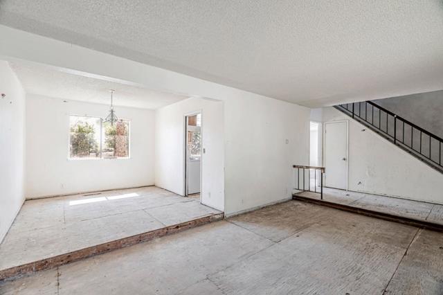 3047 Rollingwood Court, San Jose CA: https://media.crmls.org/mediaz/ae58d883-4be0-4d31-bc27-e0ff5e9d5a3a.jpg