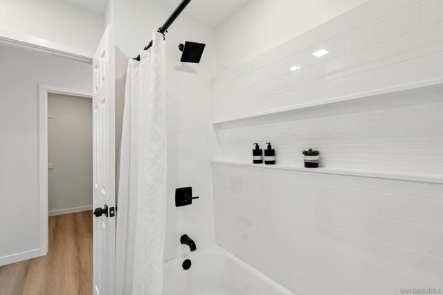 6492 6494 Lanston St., San Diego CA: https://media.crmls.org/mediaz/ae59122a-af3e-4cb1-b7de-15485b474dde.jpg