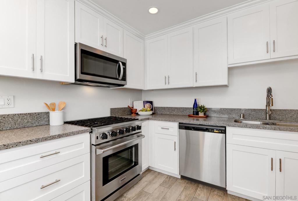 4419 North Ave. - photo 9