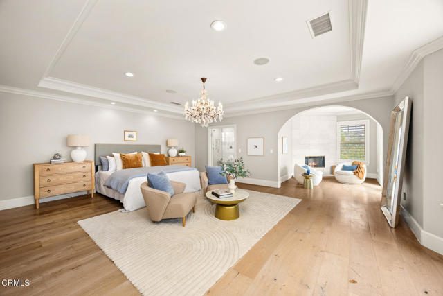 5008 La Canada Boulevard, La Canada Flintridge CA: https://media.crmls.org/mediaz/ae5b4582-24b8-456e-8e48-768417c16fdb.jpg