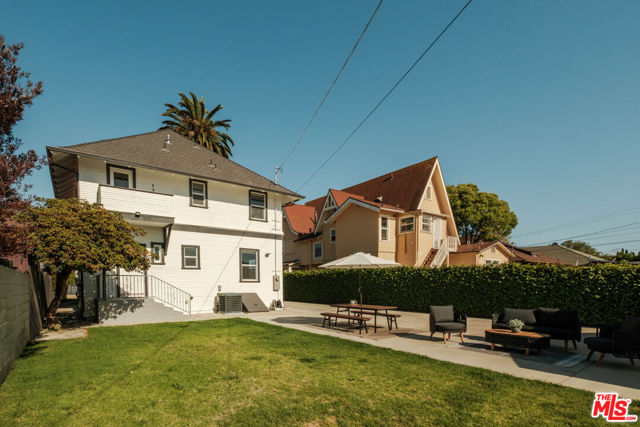 2907 Halldale Avenue, Los Angeles CA: https://media.crmls.org/mediaz/ae5b9a3e-330b-4cbd-a0f5-f965aed3180e.jpg