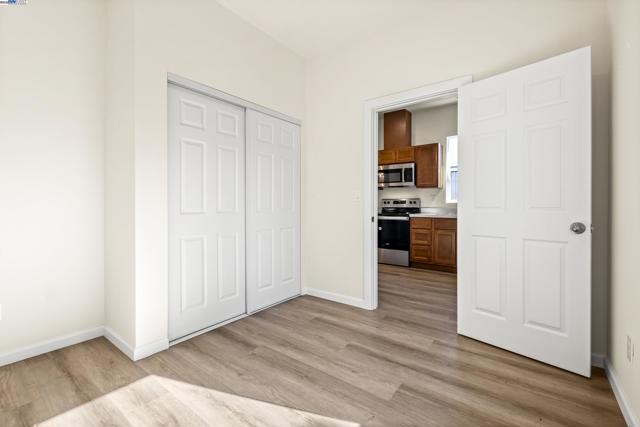 3411 Adeline St, Oakland CA: https://media.crmls.org/mediaz/ae5c2afa-3a1d-4edc-884d-9387c1a6c620.jpg