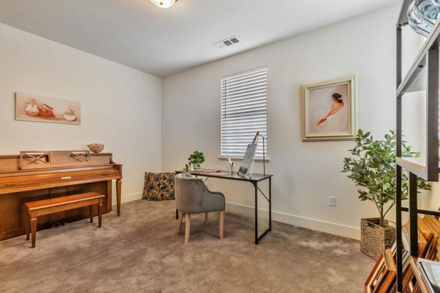 2071 Santoro Way, Hollister CA: https://media.crmls.org/mediaz/ae5d211c-5893-4c87-b862-17b373a5ed3c.jpg