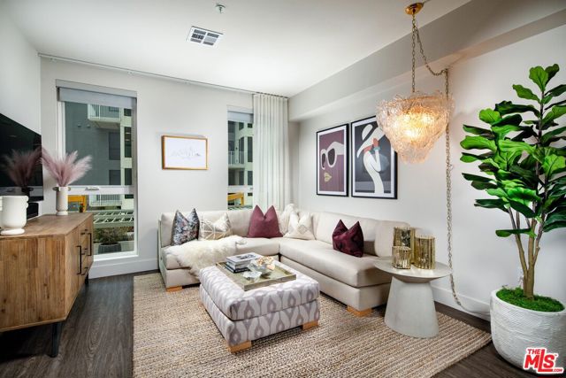 Virtually staged model home ph