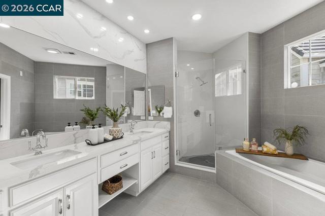 Image 37 of 52 For 172 Sugarloaf Ct