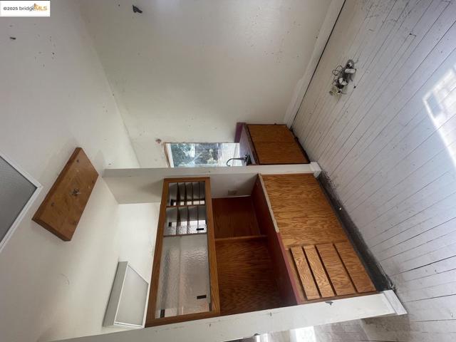 2890 Concord BLVD, Concord CA: https://media.crmls.org/mediaz/ae5ec49f-d946-4401-8f04-a3ba61d99139.jpg