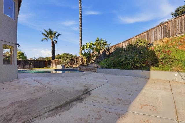 Detail Gallery Image 41 of 52 For 14493 Corte Lampara, San Diego,  CA 92129 - 3 Beds | 2/1 Baths