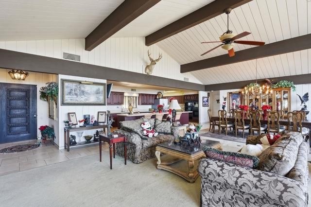 9902 Heavenly Way, La Mesa CA: https://media.crmls.org/mediaz/ae5fc077-a55a-41c3-8a61-14c1fe7e794b.jpg