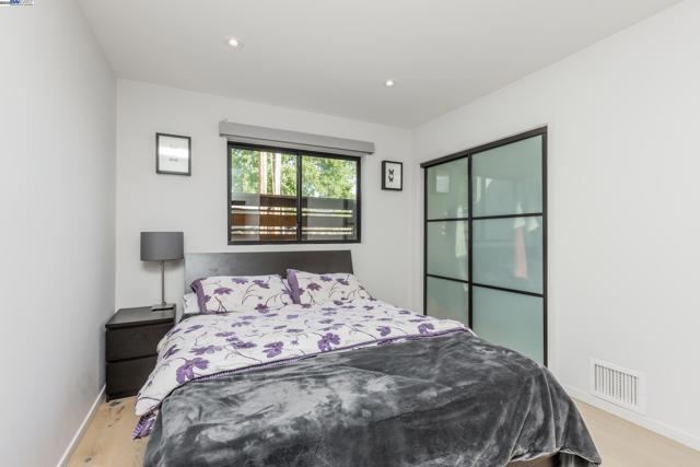 5 Sky Terrace, Danville CA: https://media.crmls.org/mediaz/ae606509-9b95-4368-ac90-9ee7ccd25657.jpg