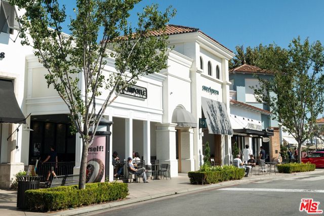 4080 Glencoe Avenue, Marina del Rey CA: https://media.crmls.org/mediaz/ae61631d-d312-49e9-88bc-508247abdbcd.jpg