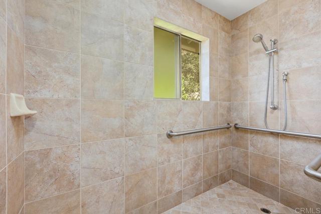 Detail Gallery Image 25 of 59 For 28444 Fallen Tree Ln, Escondido,  CA 92026 - 3 Beds | 2/1 Baths