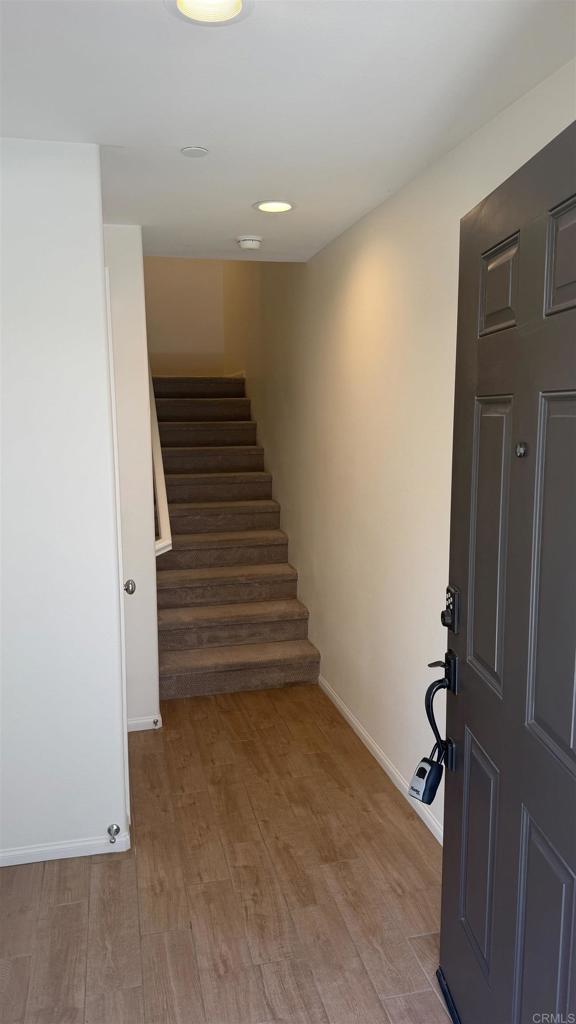 2327 Verano Way - photo 2