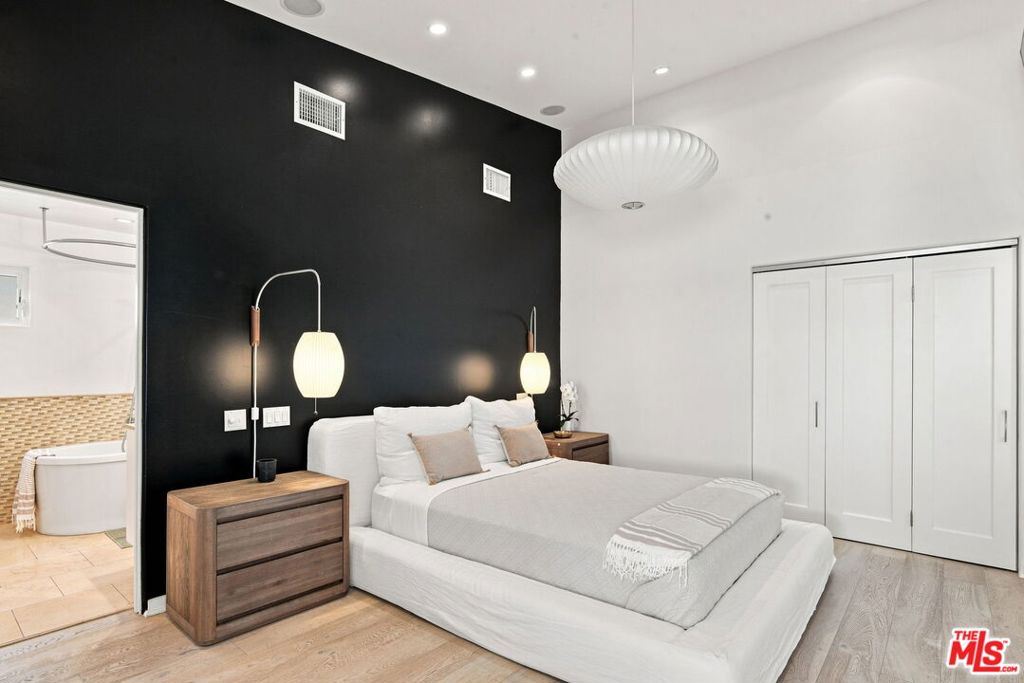 MLS #26875609 image #7