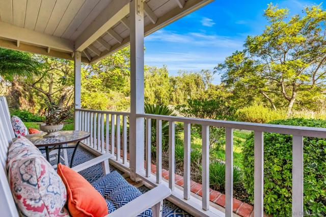 3188 Ora Avo Terrace, Vista CA: https://media.crmls.org/mediaz/ae63785c-a6bf-4ab7-b044-16c0703f0cf9.jpg