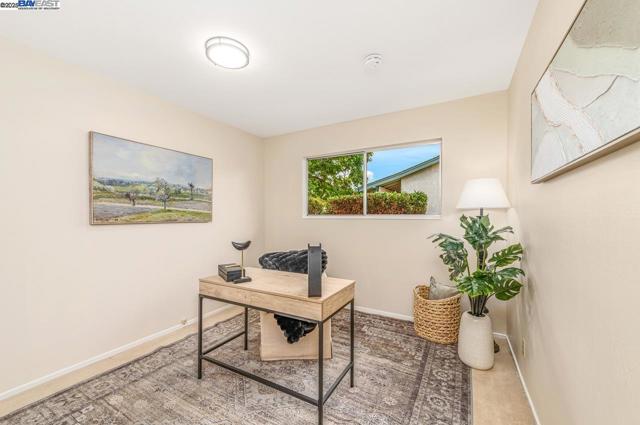 505 Joyce St, Livermore CA: https://media.crmls.org/mediaz/ae6411cf-e005-45c7-b4c1-f784dd802ec8.jpg