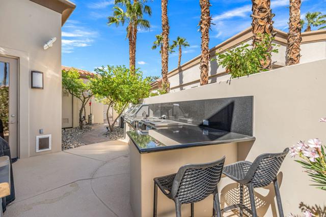 334 Crest Lake Drive, Palm Desert, CA 92211