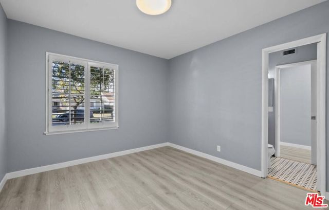 6114 Buffalo Avenue photo 14