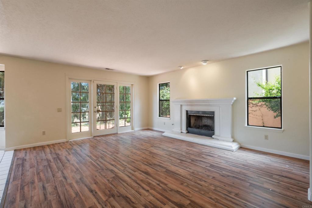 2246 Janis Way - photo 11