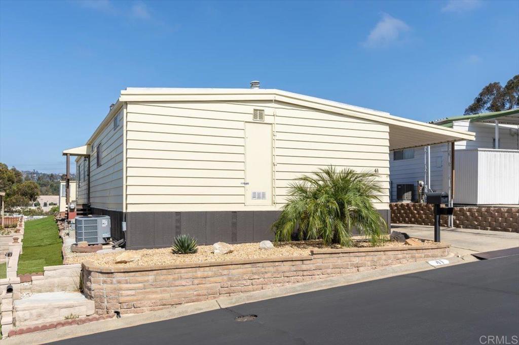 955 Howard Avenue #41