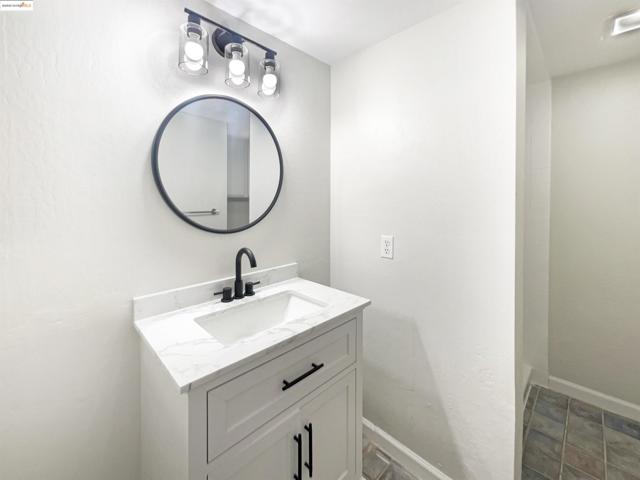 883 Calle De Verde, San Jose CA: https://media.crmls.org/mediaz/ae6b0c31-bcb8-40f6-b9c1-db31e0c671b3.jpg