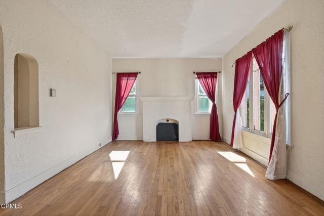 Detail Gallery Image 3 of 23 For 676 Cedar St, Ventura,  CA 93001 - 2 Beds | 1 Baths