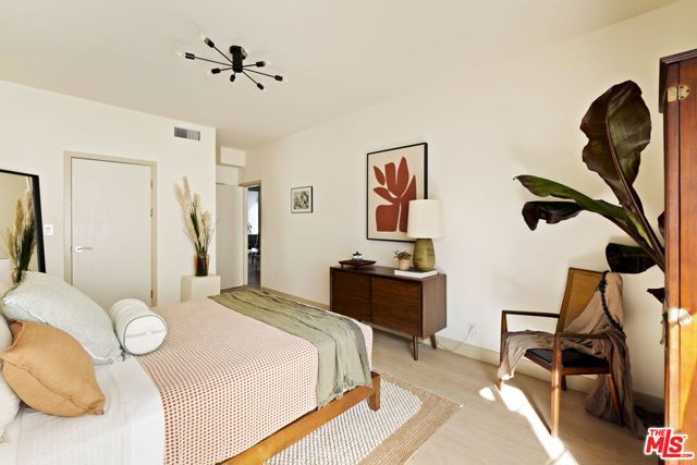 1717 Malcolm Avenue, Los Angeles CA: https://media.crmls.org/mediaz/ae6b5cc4-28e7-4064-8bd8-4a9055e7935c.jpg