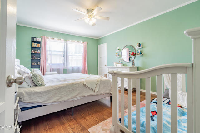 5924 Fairfax Avenue, Los Angeles CA: https://media.crmls.org/mediaz/ae6bd90a-6d43-4d70-ae37-b73a9efc26a6.jpg
