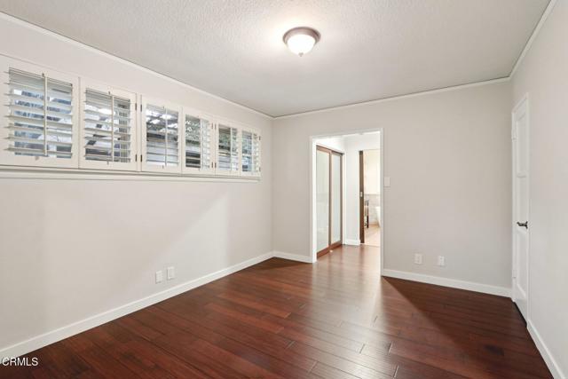 Detail Gallery Image 20 of 31 For 1255 Oak Circle Dr, Glendale,  CA 91208 - 3 Beds | 2 Baths