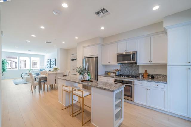 5588 El Dorado Ln, Dublin CA: https://media.crmls.org/mediaz/ae6d2c97-b2ba-41ed-b775-0897124e3ee7.jpg