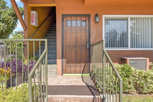 Detail Gallery Image 2 of 13 For 390 N 1st St #23,  El Cajon,  CA 92021 - 2 Beds | 2 Baths