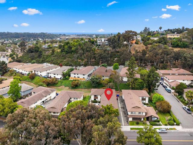 2139 Via Esmarca, Oceanside CA: https://media.crmls.org/mediaz/ae6ded82-7ce2-4a78-b0e0-5bec2e77da75.jpg
