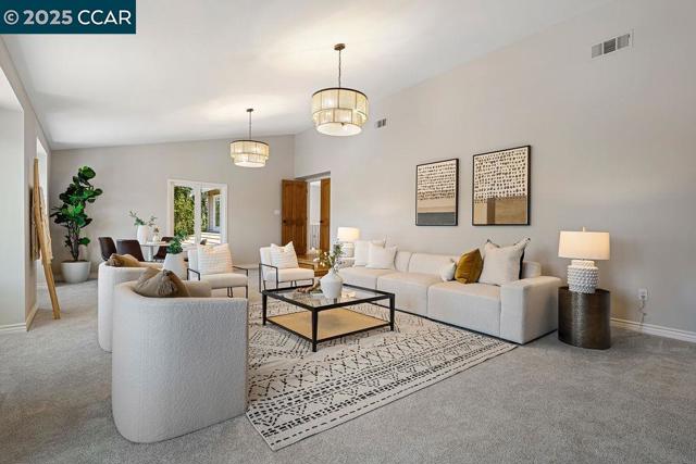 260 Edinburgh Cir, Danville CA: https://media.crmls.org/mediaz/ae6e0339-6f58-4263-addf-0adda631e357.jpg