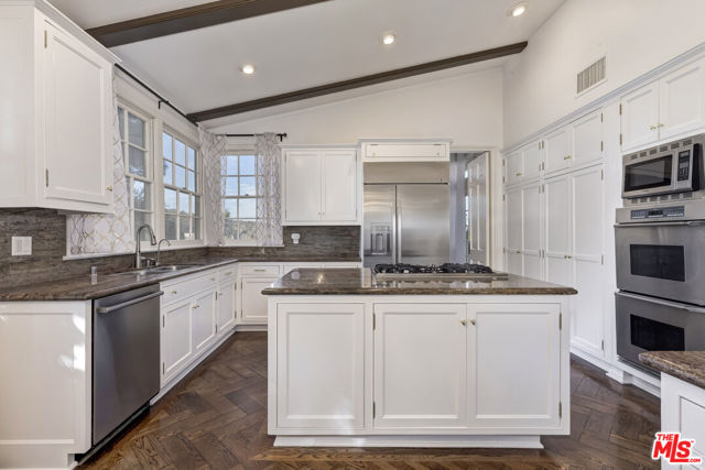 Drew Fenton | 12557 The Vista Los Angeles CA | MLS: 7472020