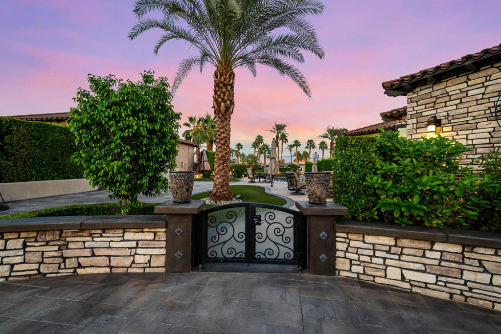 MLS #219139216DA image #9