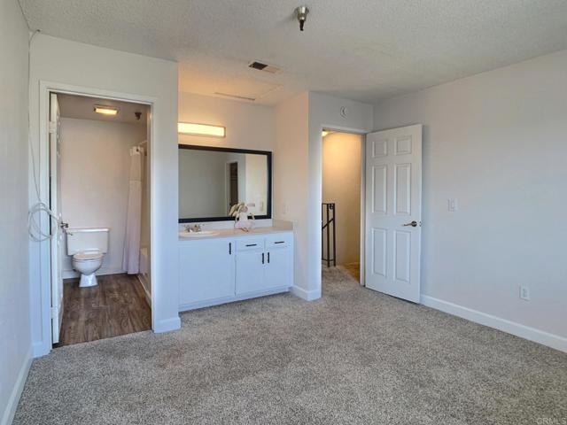 Detail Gallery Image 10 of 17 For 1166 Decker St #D,  El Cajon,  CA 92019 - 2 Beds | 2/1 Baths