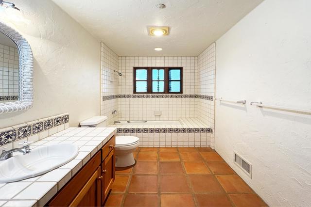 Detail Gallery Image 47 of 63 For 5443 Calzada Del Bosque, Rancho Santa Fe,  CA 92067 - 4 Beds | 3/1 Baths