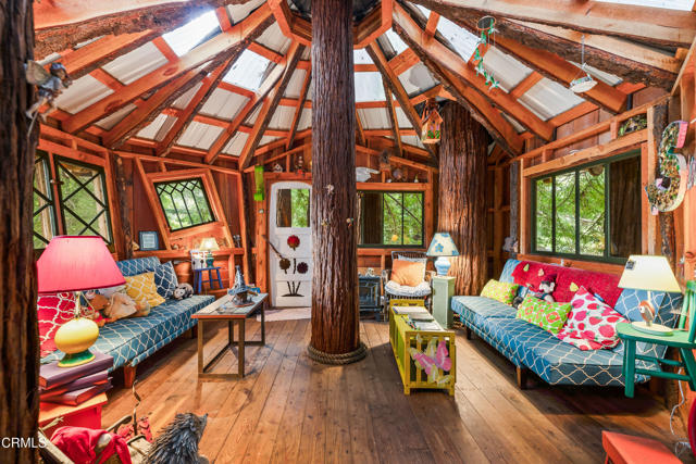 16611 Pearl Ranch Road, Fort Bragg CA: https://media.crmls.org/mediaz/ae72d2e0-780e-49b8-9e40-f6c8d9b0c569.jpg