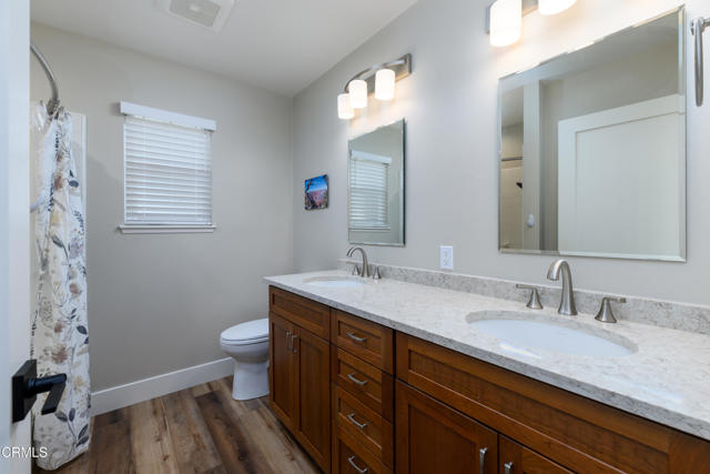 Detail Gallery Image 18 of 40 For 42308 Village 42, Camarillo,  CA 93012 - 2 Beds | 2 Baths